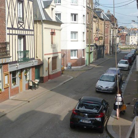 Appartement Entre Mer Et Port De Plaisance Dieppe Exterior foto